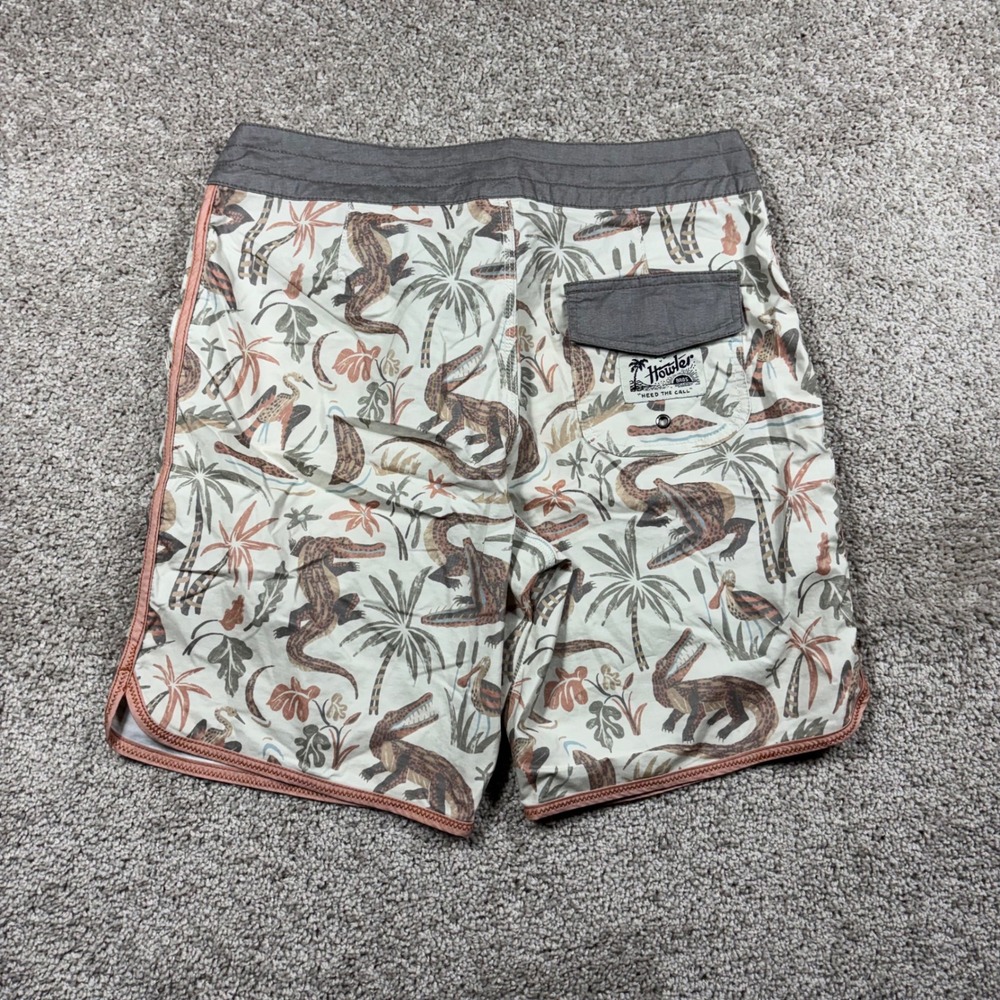 Howler Brothers Mens 30 Alligator Tropical Board Shorts Cream Grey Heed The Call